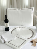 Bold pu pesach set