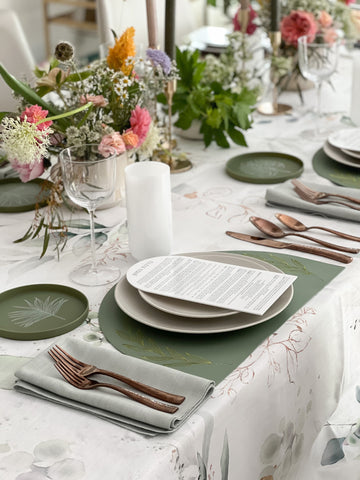 Arched leatherette placemats s/4